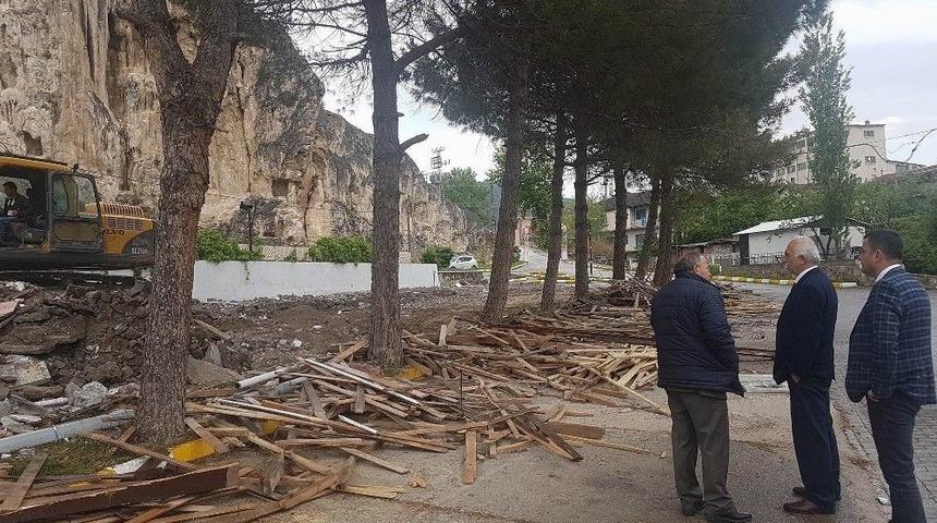 Reşadiye Kaplıca Otel Yenileniyor