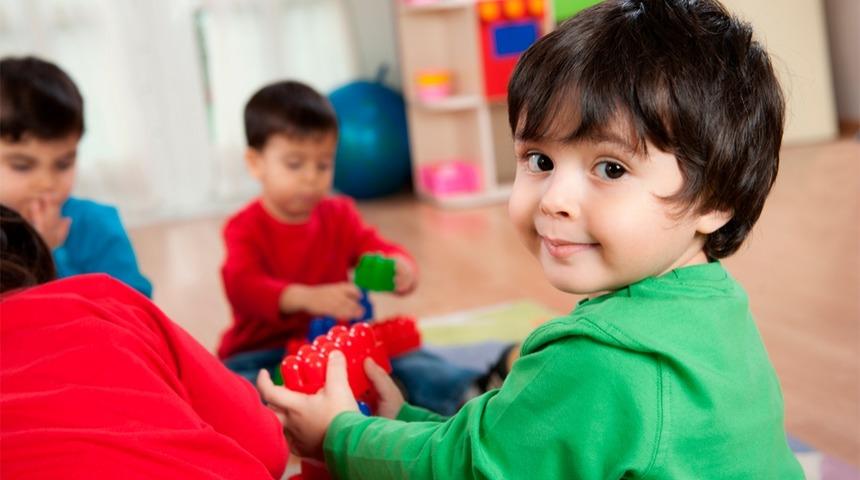 2 - 4 yaş &ccedil;ocuklarda gelişim basamakları