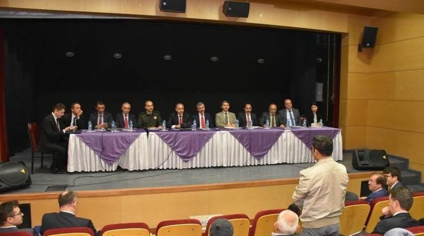 Halk G&uuml;n&uuml; Toplantıları Devam Ediyor