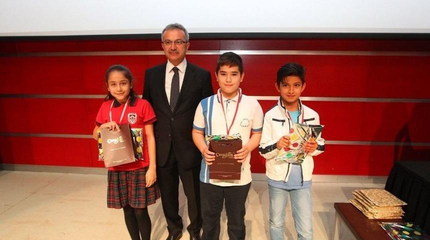 Matematik Şampiyonlarına &Ouml;d&uuml;ller K&ouml;şker&rsquo;den