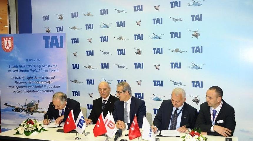 Silahlı H&uuml;rkuş U&ccedil;ağı Geliştirme Ve Seri &Uuml;retim Projesi Tusaş Standında İmzalandı