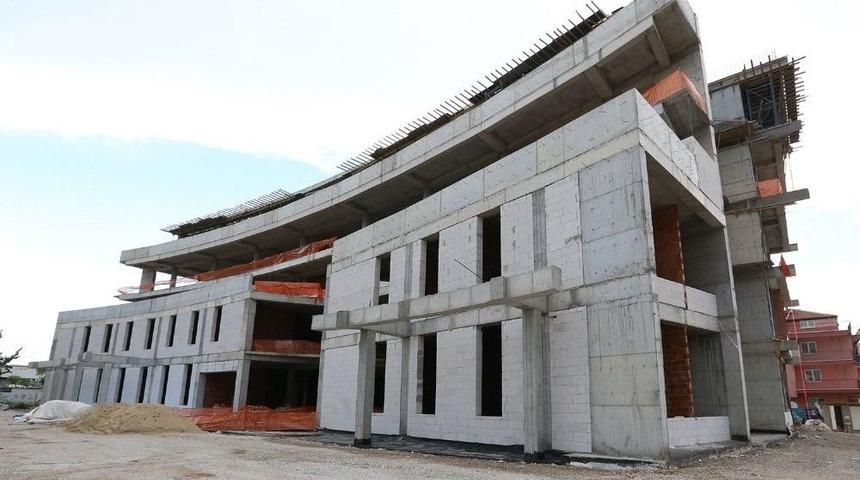 Pamukkale Belediyesi Sağlık Kompleksinin Kaba İnşaatı Tamamlandı