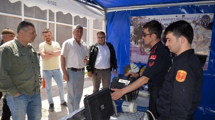 Boz&uuml;y&uuml;k&rsquo;te Trafik Haftası Bilgilendirme Ve Farkındalık Standı