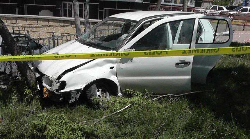 Polisten Ka&ccedil;arken Kaza Yaptılar