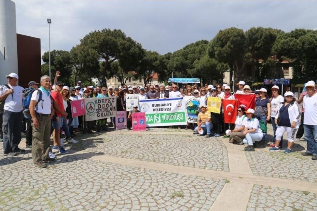 Yayla Y&uuml;r&uuml;y&uuml;ş&uuml;nde &Ouml;nce Zumba, Sonra Yoga Yapıldı