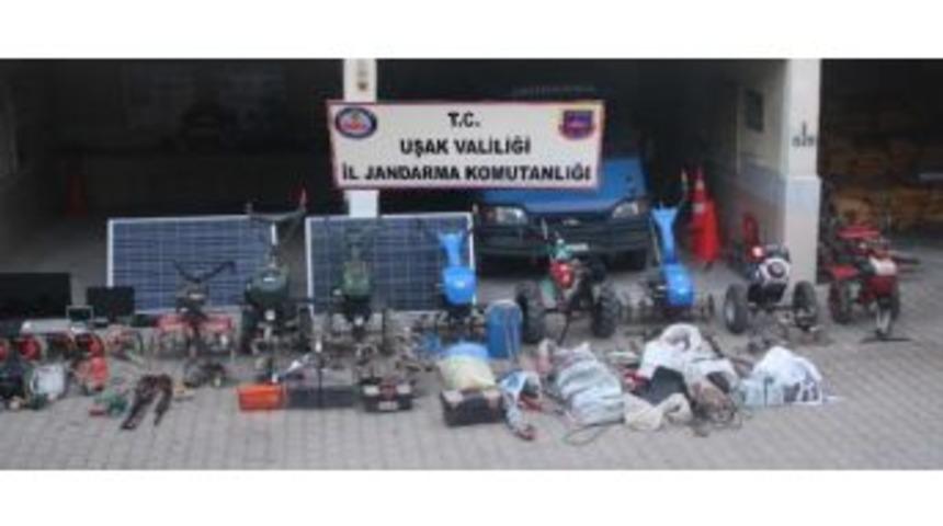 K&ouml;ylerden Hırsızlığa 3 G&ouml;zaltı