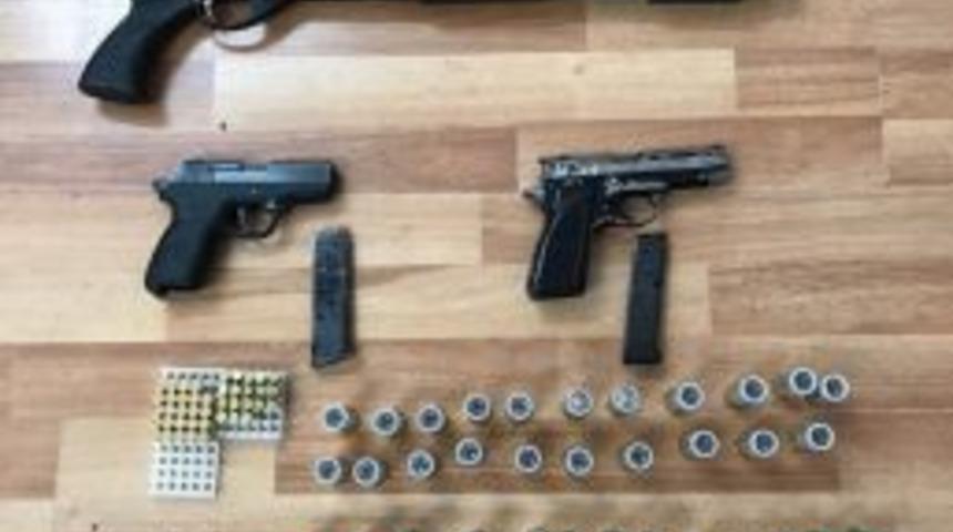 Silahlarla Yakalanan Dhkp-c Kağıthane Sorumlusu Tutuklandı