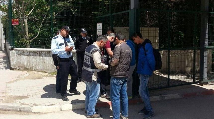 Okul &Ccedil;evrelerinde Denetim Yapıldı