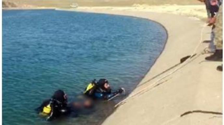 Suriyeli Gen&ccedil; Serinlemek İ&ccedil;in Girdiği Kanalda Boğuldu