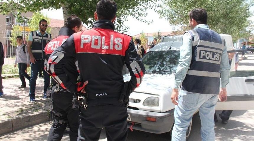 Polisten &Ccedil;ocukların Korunmasına Y&ouml;nelik Eş Zamanlı Uygulama