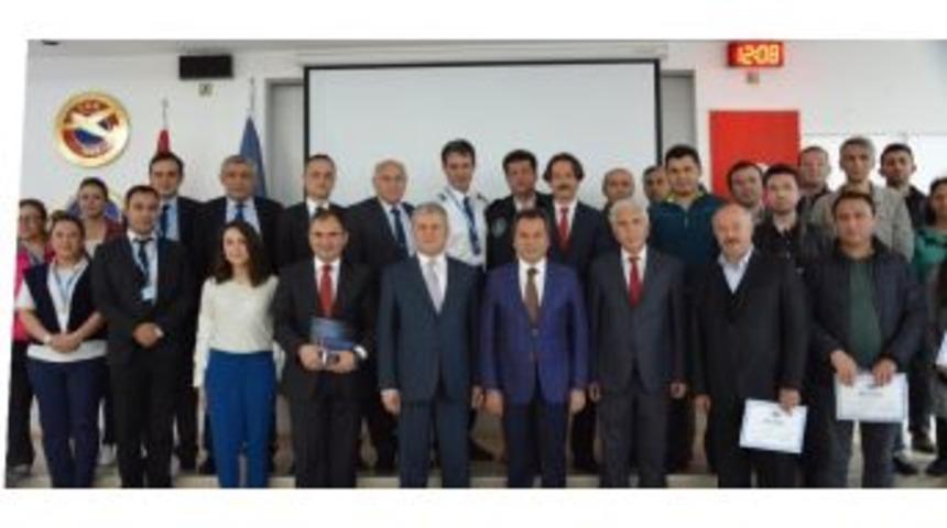 U&ccedil;ak Bakım Alanı &Ouml;ğretmenleri U&ccedil;uş Sertifikalarını Aldı