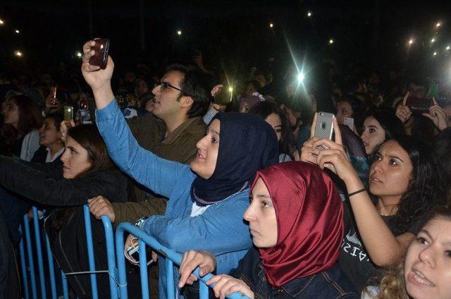 Beü’de Resul Dindar Rüzgarı