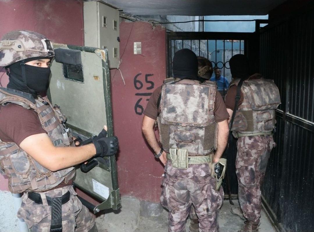 Karı Kocalı Eskort &Ccedil;etesi &Ccedil;&ouml;kertildi