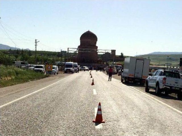 Tarihi Zeynel Bey T&uuml;rbesi nin Taşınmasına Başlandı (2) 2