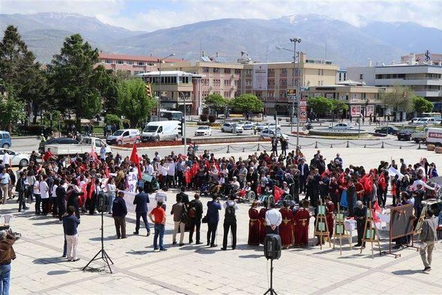 Engelliler Haftası Farkındalık Yürüyüşü Gerçekleştirildi