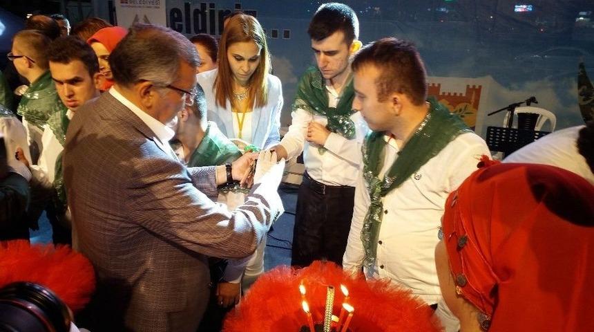 Engelli Asker Adaylarına Kına Gecesi D&uuml;zenlendi