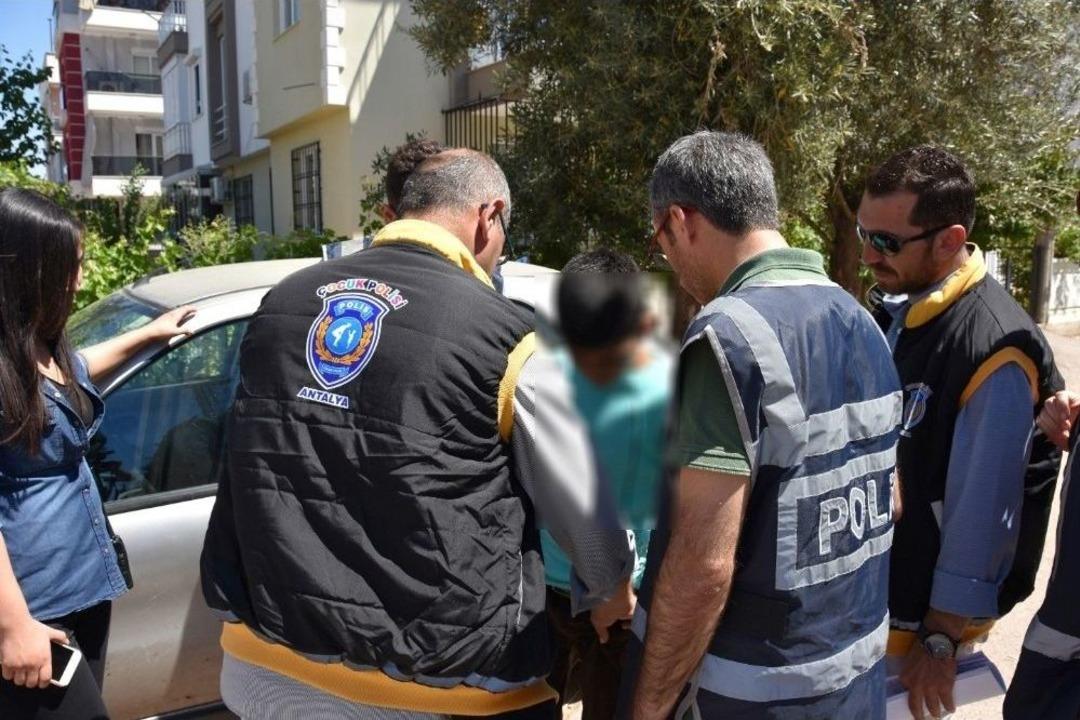 Antalya&rsquo;da Okul &Ccedil;evrelerinde Denetim