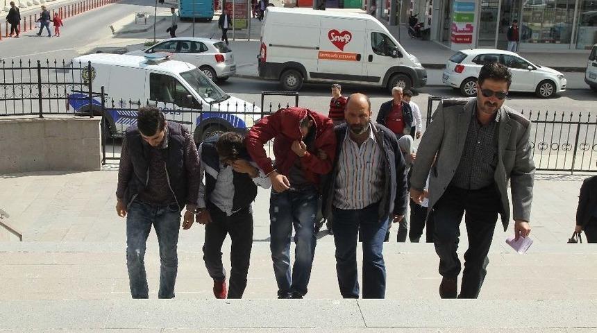 Uyuşturucu Tacirlerine Polis Darbesi