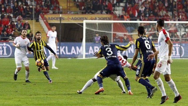 Antalyaspor İle Fenerbahçe Süper Lig’de 42. Randevuda