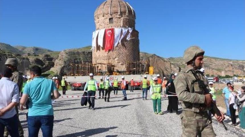 Tarihi Zeynel Bey T&uuml;rbesi, Yeni Yerine Taşınıyor (3)- Yeniden