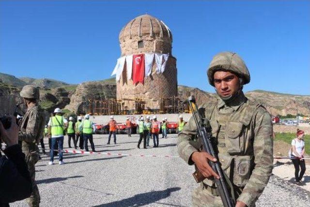 Tarihi Zeynel Bey Türbesi, Yeni Yerine Taşınıyor (3)- Yeniden