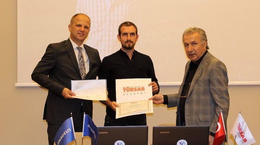 Amadeus İle T&uuml;rsab&rsquo;tan Teknoloji Sınıfı
