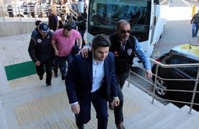 Zonguldak ta Fet&ouml; Soruşturmasında 11 Kişi Adliyede 1