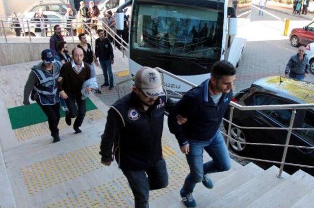 Zonguldak'ta Fetö Soruşturmasında 11 Kişi Adliyede