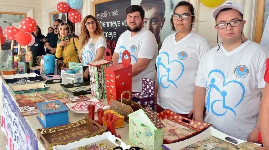 Engelli Kursiyerler El İşi Sergisi A&ccedil;tı