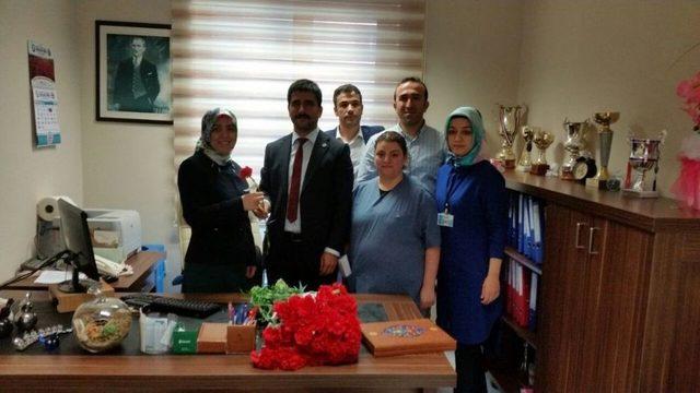 Sağlık Sen Başkanı Duvarcı Hemşireler Haftasını Kutladı