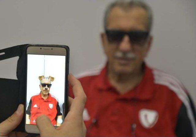 Yaşlıların Sosyal Medya Merakı 3