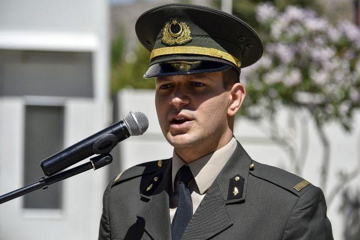 Bir Günlüğüne Asker Olup Terhis Belgesi Aldılar G2