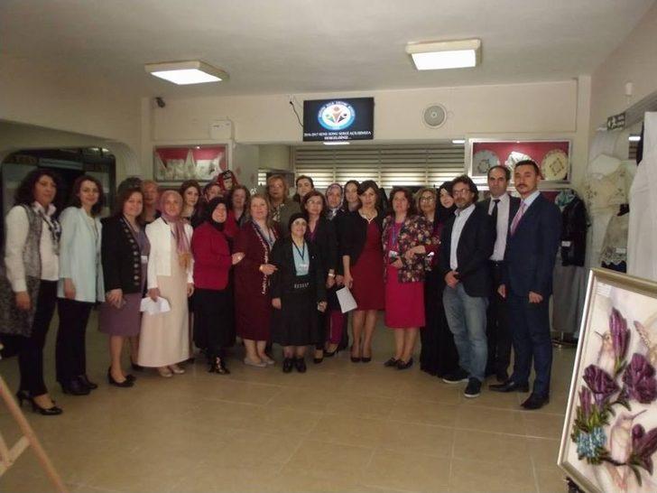 Bozüyük Hem’in Yıl Sonu Sergisi Açıldı G5