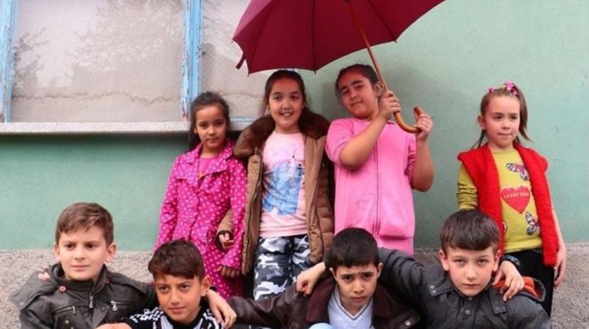 11 Yaşındaki 8 &Ccedil;ocuğun &Ccedil;ektiği Yaşam Fotoğrafları Sergilendi