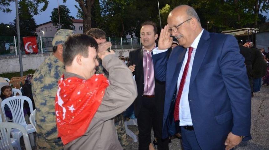 Engelli Gen&ccedil;ler Askere Uğurlandı