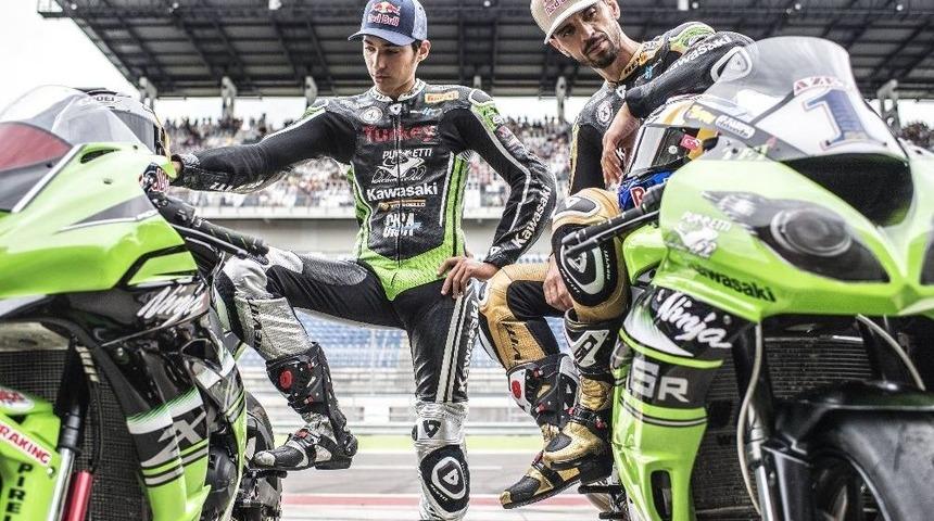 Kenan Sofuoğlu Ve Toprak Razgatlıoğlu İtalya&rsquo;da Zirveyi Kovalayacak