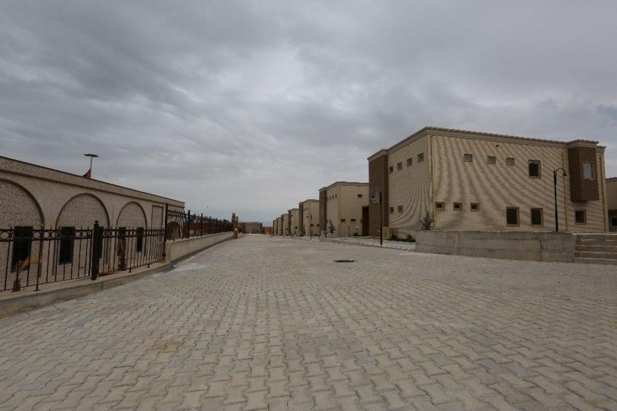 Suriyeli Yetimler İ&ccedil;in Yaşam Merkezi