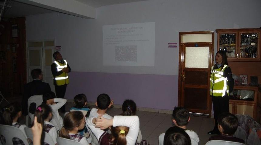 &Ouml;ğrencilere Trafik Semineri