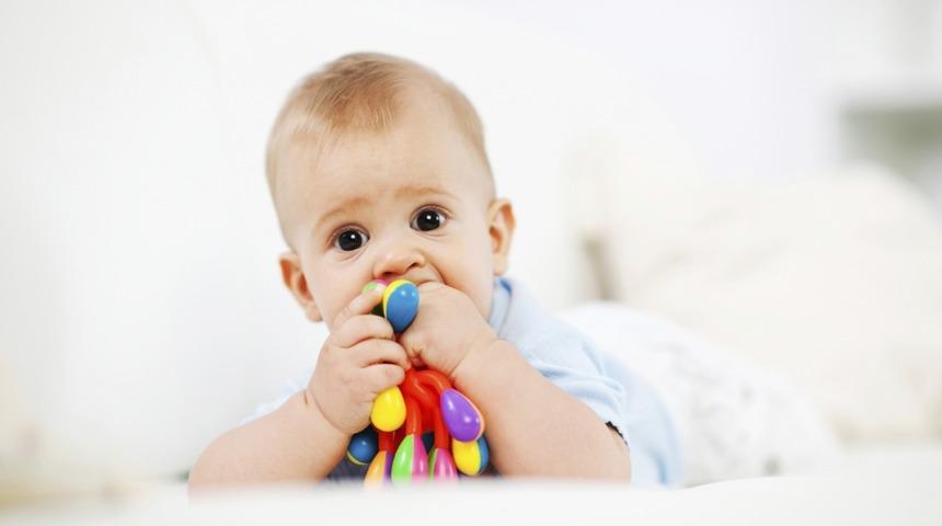 Bebek gelişiminde 7. ay