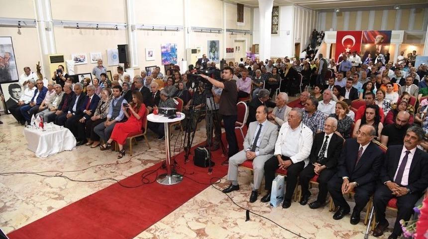 Cahit Seyhanlı&rsquo;ya, 60. Sanat Yılı&rsquo;nda Vefa Gecesi