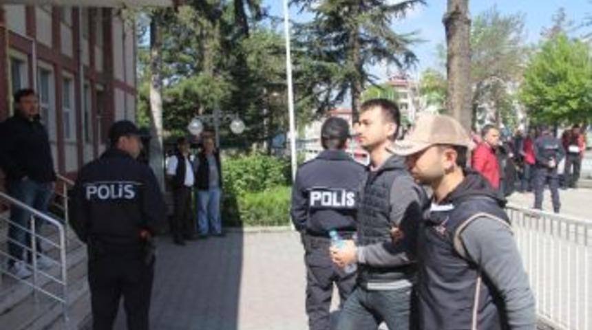 Chp Bolu İl Başkan Yardımcısı Fet&ouml;&rsquo;den Tutuklandı