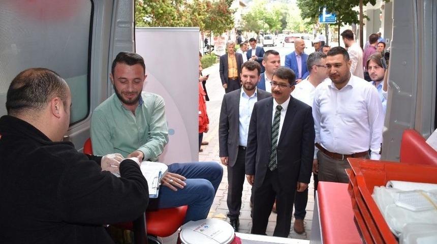 Şehzadeler Gen&ccedil;lik Meclisinden Kan Bağış Kampanyası