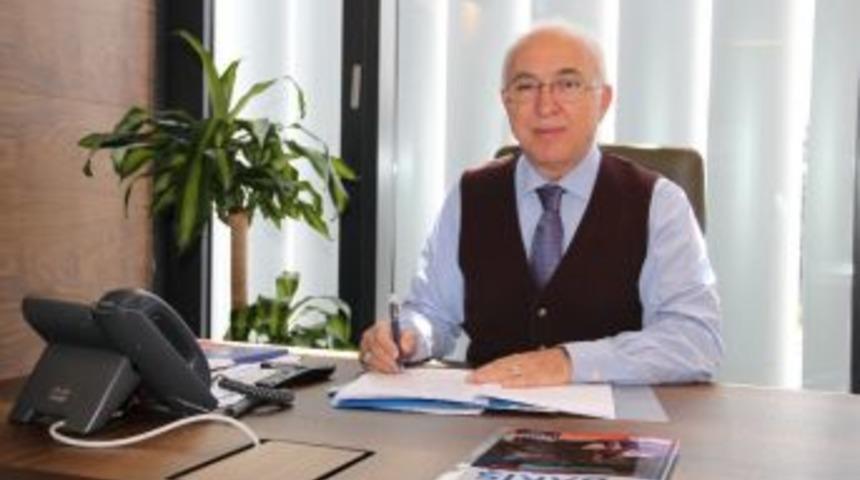 Hi&ccedil;yılmaz: Yeni Kuşakların Yetiştirilmesinde, Babalara B&uuml;y&uuml;k Sorumluluk D&uuml;şmektedir