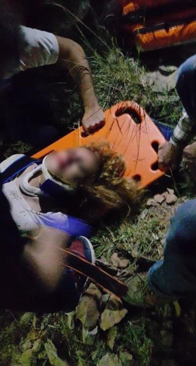 180 Metrelik Uçurumdan Yuvarlanan Otomobilden Sağ Çıktılar 1