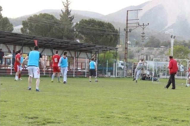 Bahar Futbol Turnuvasında Takımlar Final Maçına Çıkacak