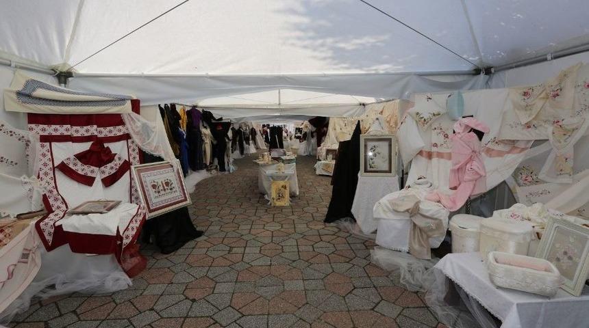 Sermek&rsquo;te Eserler G&ouml;r&uuml;c&uuml;ye &Ccedil;ıktı