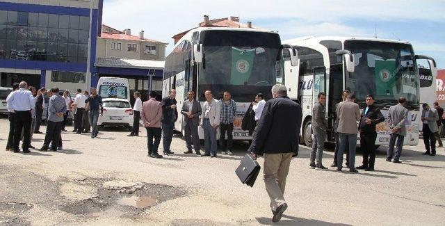 Vanlı Çiftçiler Ankara’ya Hareket Etti