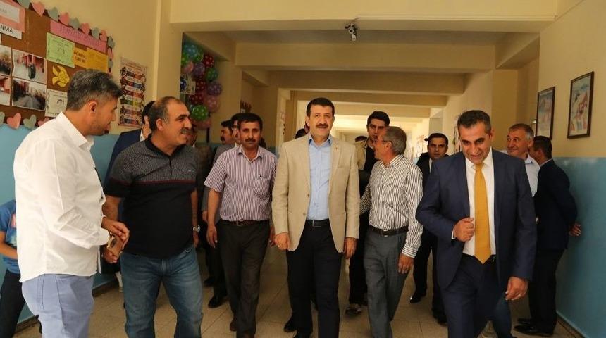 Başkan Ekinci &Ouml;ğrencilerle Bir Araya Geldi