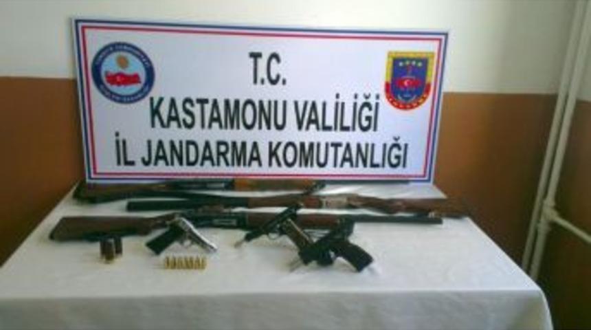 Taşk&ouml;pr&uuml;&rsquo;de Silah Operasyonu