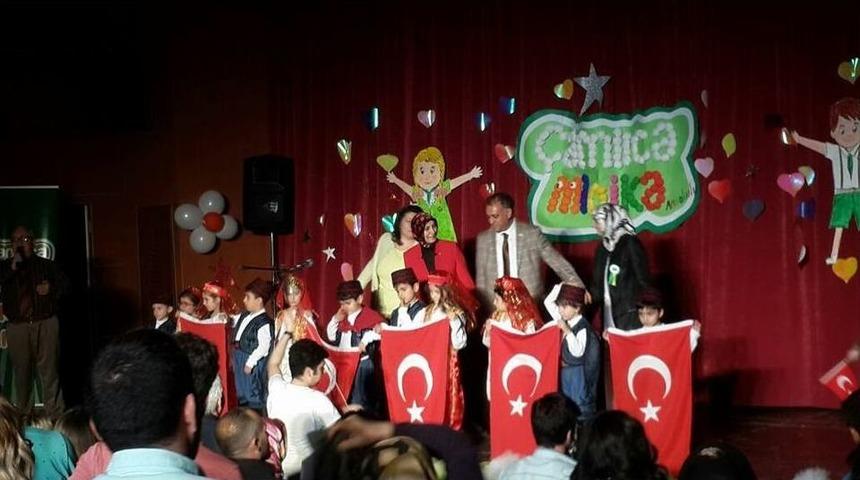 Minik &Ouml;ğrencilerin Yıl Sonu Etkinliği